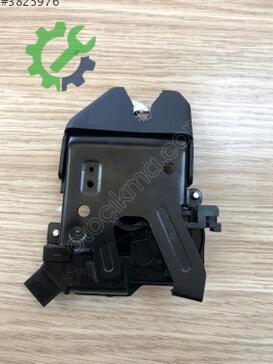 Honda Accord Bagaj Kilidi 74851-SDC-Y01 çıkma parça
