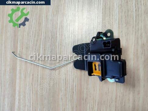 Kia Cerato Bagaj Kilidi çıkma parça