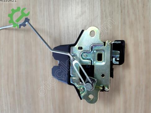 Kia Cerato Bagaj Kilidi 81230-1M040 çıkma parça