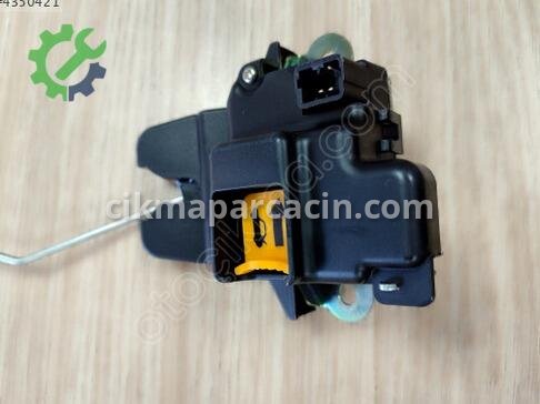 Kia Cerato Bagaj Kilidi 81230-1M040 çıkma parça