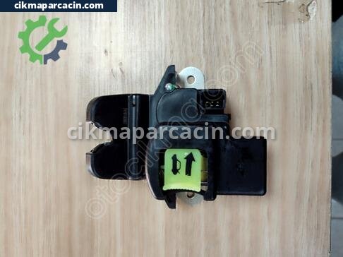Hyundai Accent Bagaj Kilidi çıkma parça