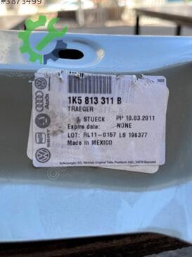 Volkswagen Jetta Bagaj 1K5813311B çıkma parça