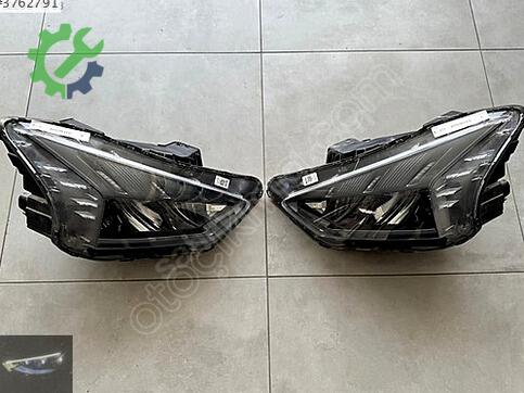 Hyundai Bayon Far çıkma parça