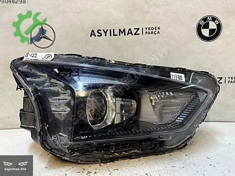 Hyundai Bayon Sağ Ön Far çıkma parça