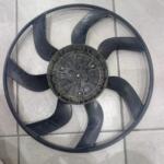 AUDİ A3 A4 A5 A6 A7 RADYATÖR FAN KASASI VE PERVANESİ 8W0121207B