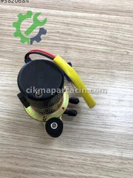 Suzuki Carry Benzin Otomatiği 15100-85501 çıkma parça