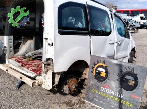 Citroen Berlingo Arka Çamurluk çıkma parça