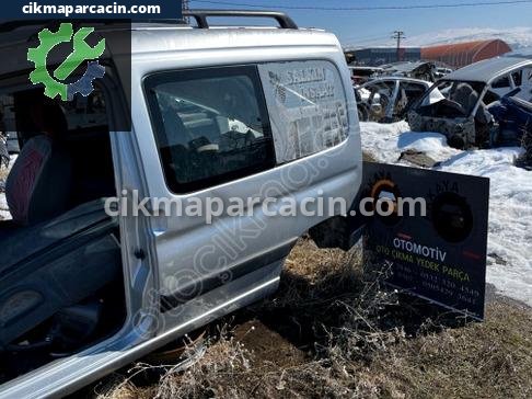 Citroen Berlingo Yan Saç Çamurluk çıkma parça