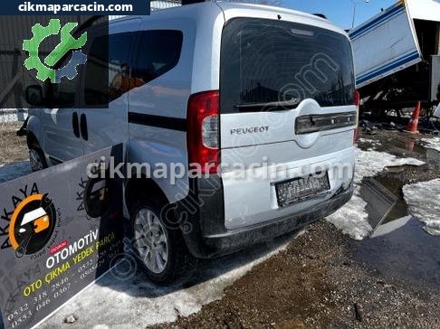 Peugeot Bipper Sol Arka Çamurluk çıkma parça