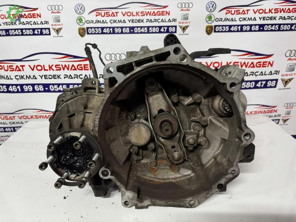 Skoda Octavia Manuel Şanzıman BKC BXE çıkma parça