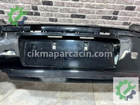 BMW 1 Serisi Arka Tampon çıkma parça