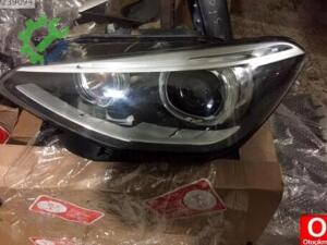 BMW 1 SERİSİ F20 ÖN SOL FAR VE TÜM ORJİNAL CIKMA PARÇALARI