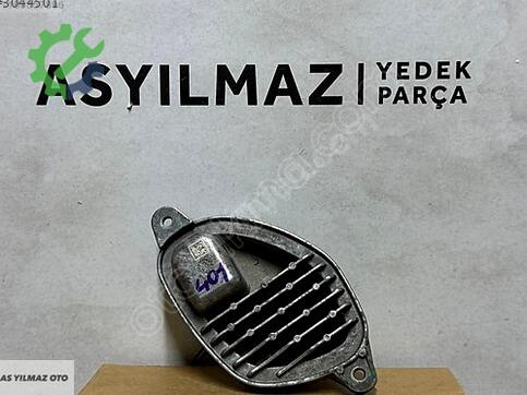 BMW 2 Serisi Sağ Ön Far çıkma parça
