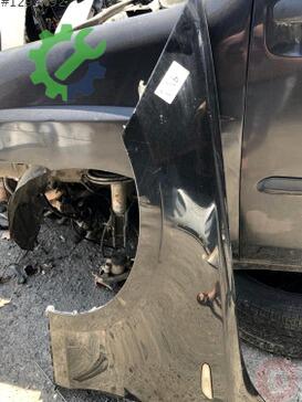 BMW 1 Serisi Sol Ön Çamurluk çıkma parça