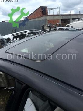 BMW 1 Serisi Sunroof Camı çıkma parça