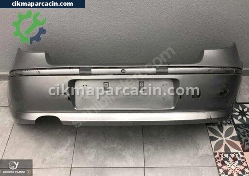BMW 1 Serisi Arka Tampon çıkma parça