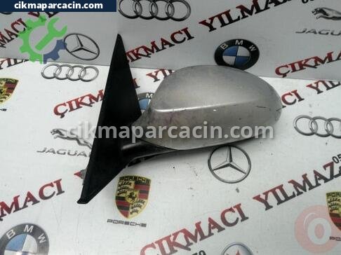 BMW 1 Serisi Sağ Dış Ayna çıkma parça