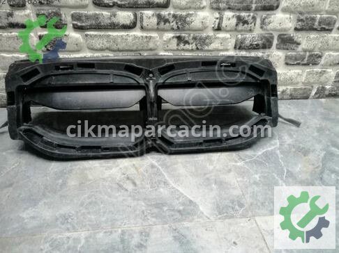 BMW 1 Serisi Hava Yönlendirme Paneli çıkma parça