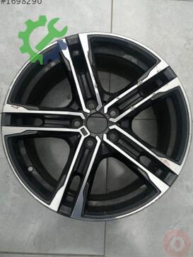 BMW 1 Serisi Jant çıkma parça