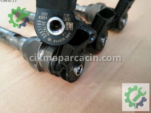 BMW 5 Serisi Enjektör 0445111009 çıkma parça
