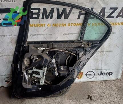 BMW 3 Serisi Sağ Arka Kapı çıkma parça