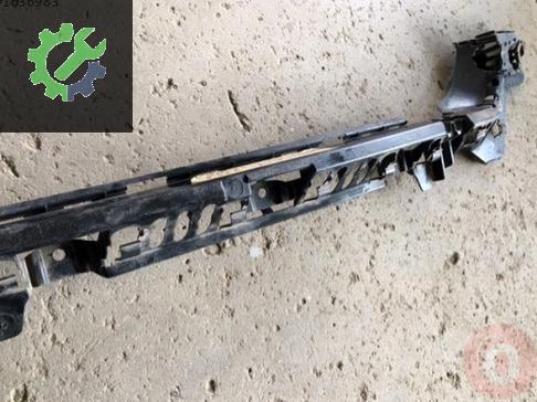 BMW 3 Serisi Tampon Braketi çıkma parça