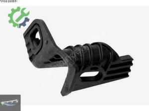 BMW 3 SERİSİ F30-F32 SAĞ FAR BRAKETİ OEM51647285598