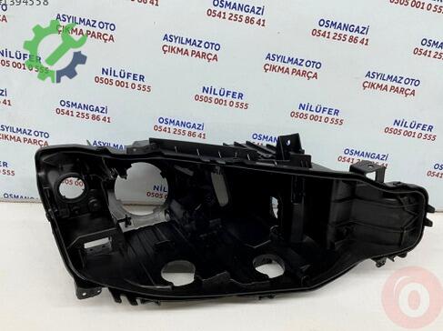 BMW 3 Serisi Sağ Far Kasası çıkma parça