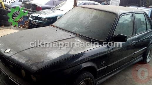 BMW 3 Serisi Arka Bagaj çıkma parça