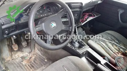 BMW 3 Serisi Torpido çıkma parça