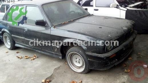 BMW 3 Serisi Ön Kaput çıkma parça