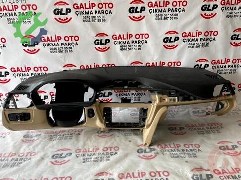 BMW 3 Serisi Torpido çıkma parça