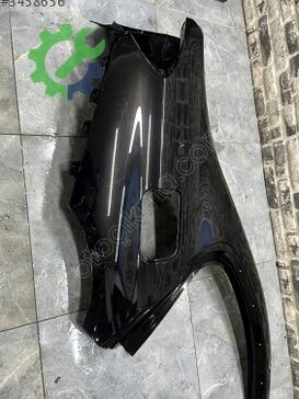 BMW 3 Serisi Sağ Arka Çamurluk çıkma parça
