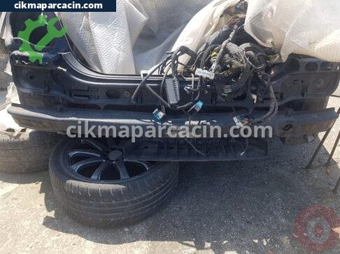 BMW 5 Serisi Arka Tampon Demiri çıkma parça