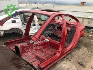 BMW 5 KASA F10 TAVAN ARKA AYRI PARÇA KESİP VERİLİR