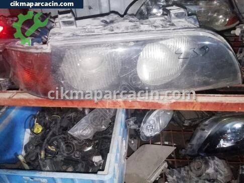 BMW 5 Serisi Sağ Ön Far çıkma parça