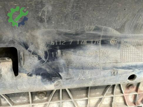 BMW 5 Serisi Arka Tampon çıkma parça