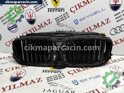 BMW 5 Serisi Ön Panjur çıkma parça