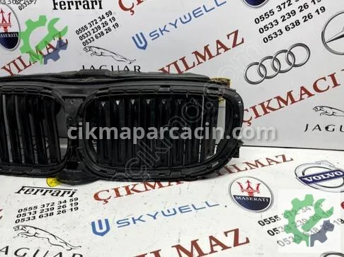 BMW 5 Serisi Ön Panjur 5113187156 çıkma parça