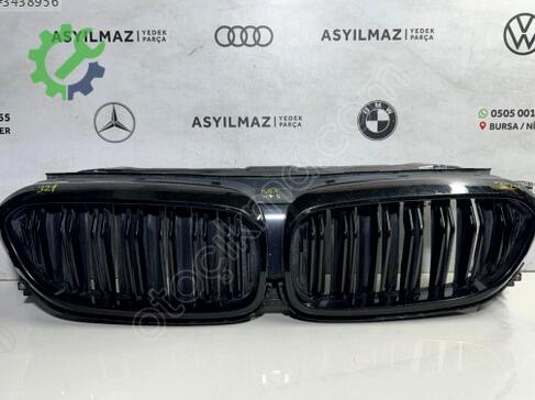BMW 5 Serisi Ön Panjur çıkma parça