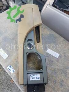 Bmw 5.20 E60 Orta Konsol Hatasız Orjinal Çıkma