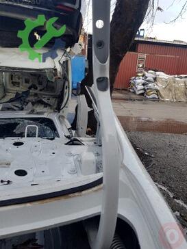 BMW 5 Serisi Kapı Menteşesi çıkma parça