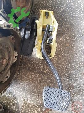 BMW 5 Serisi Pedal çıkma parça
