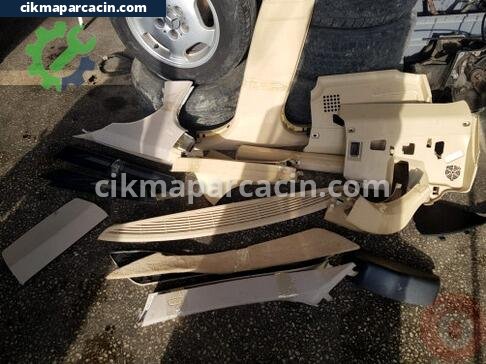BMW 5 Serisi Trim çıkma parça