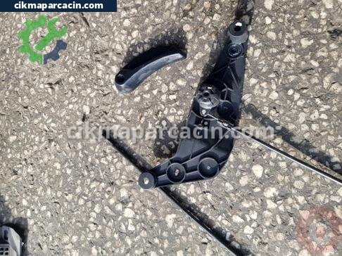 BMW 5 Serisi Kaput Açma Kolu çıkma parça
