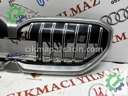 BMW 5 Serisi Ön Panjur 8084683 çıkma parça