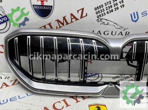 BMW 5 Serisi Ön Panjur 8084683 çıkma parça
