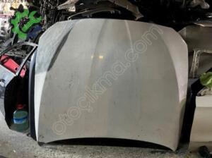 Bmw 5serisi f10 motor kaput beyaz renk