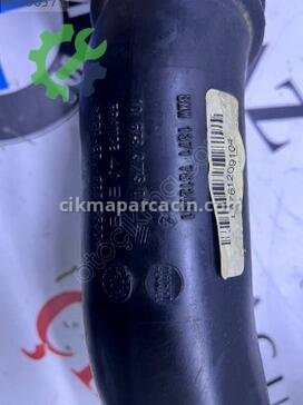 BMW 5 Serisi Turbo Borusu 13717612091 çıkma parça