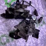Bmw 5serisi f20 sağ sol kaput kilidi